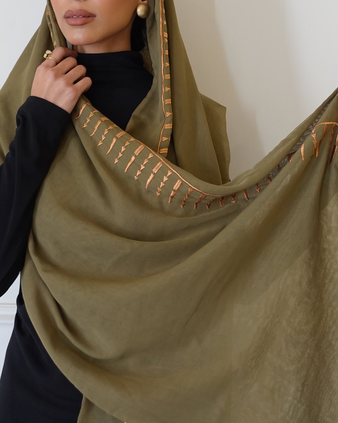 RZ1027 GOLDEN THREAD SCARF - FOULARD - MIRA Y MANO