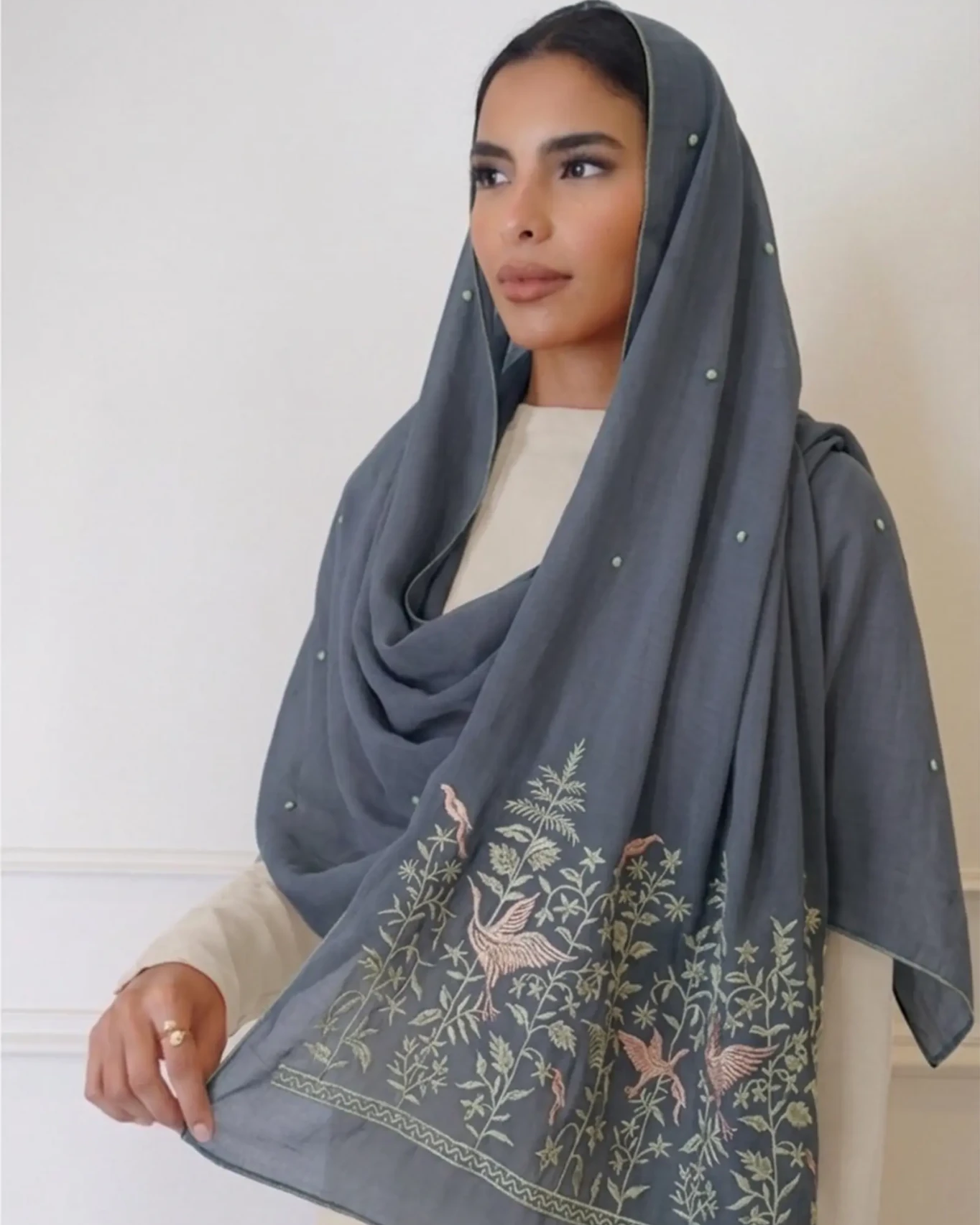 RZ1030 BLOOM IN GREY SCARF - FOULARD - MIRA Y MANO