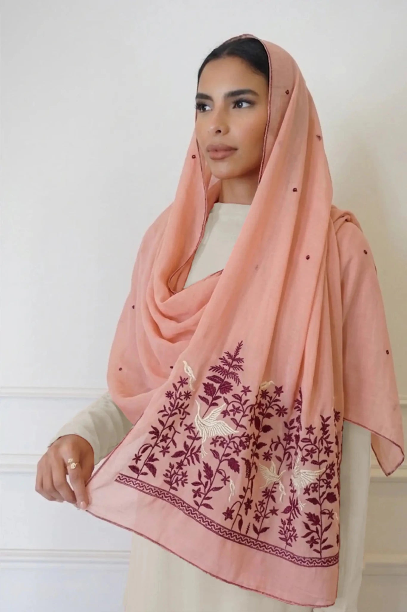 RZ1031 SUGAR BLOOM SCARF - FOULARD - MIRA Y MANO