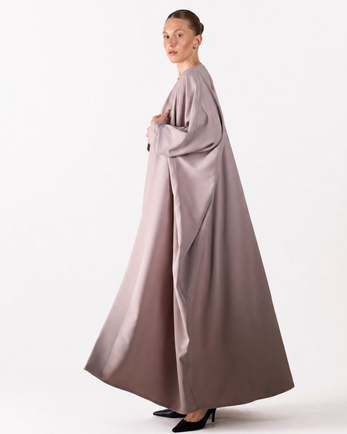 FC 823 – Pink Crepe Abaya Set - FOUZ COUTURE - MIRA Y MANO