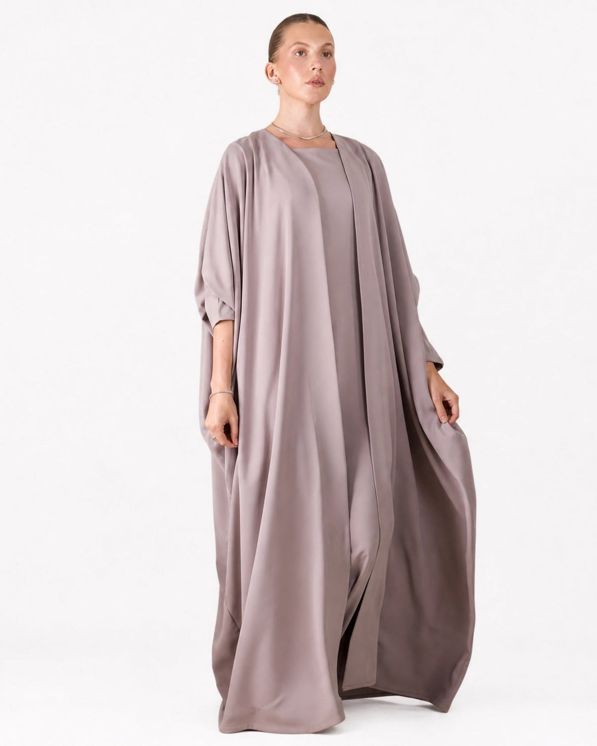 FC 823 – Pink Crepe Abaya Set - FOUZ COUTURE - MIRA Y MANO
