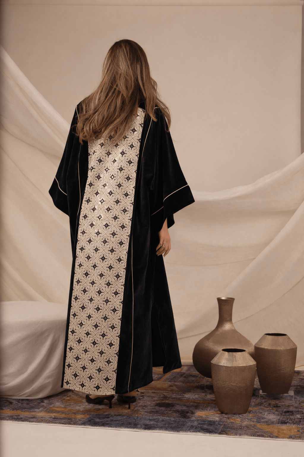 FCK 127 KAFTAN - FOUZ COUTURE - MIRA Y MANO