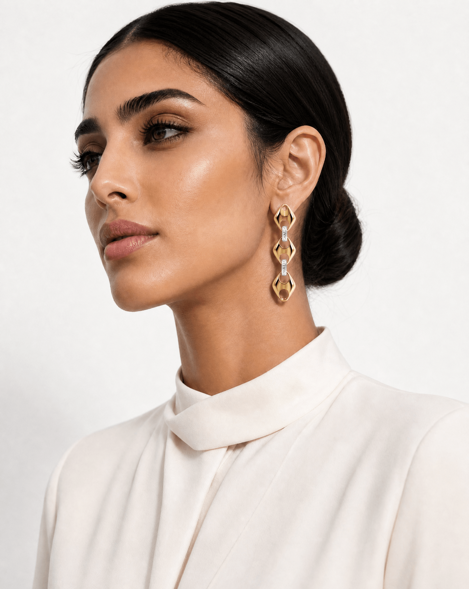 TRIPLE INFINITY LOOPS EARRINGS - GHALIA - MIRA Y MANO