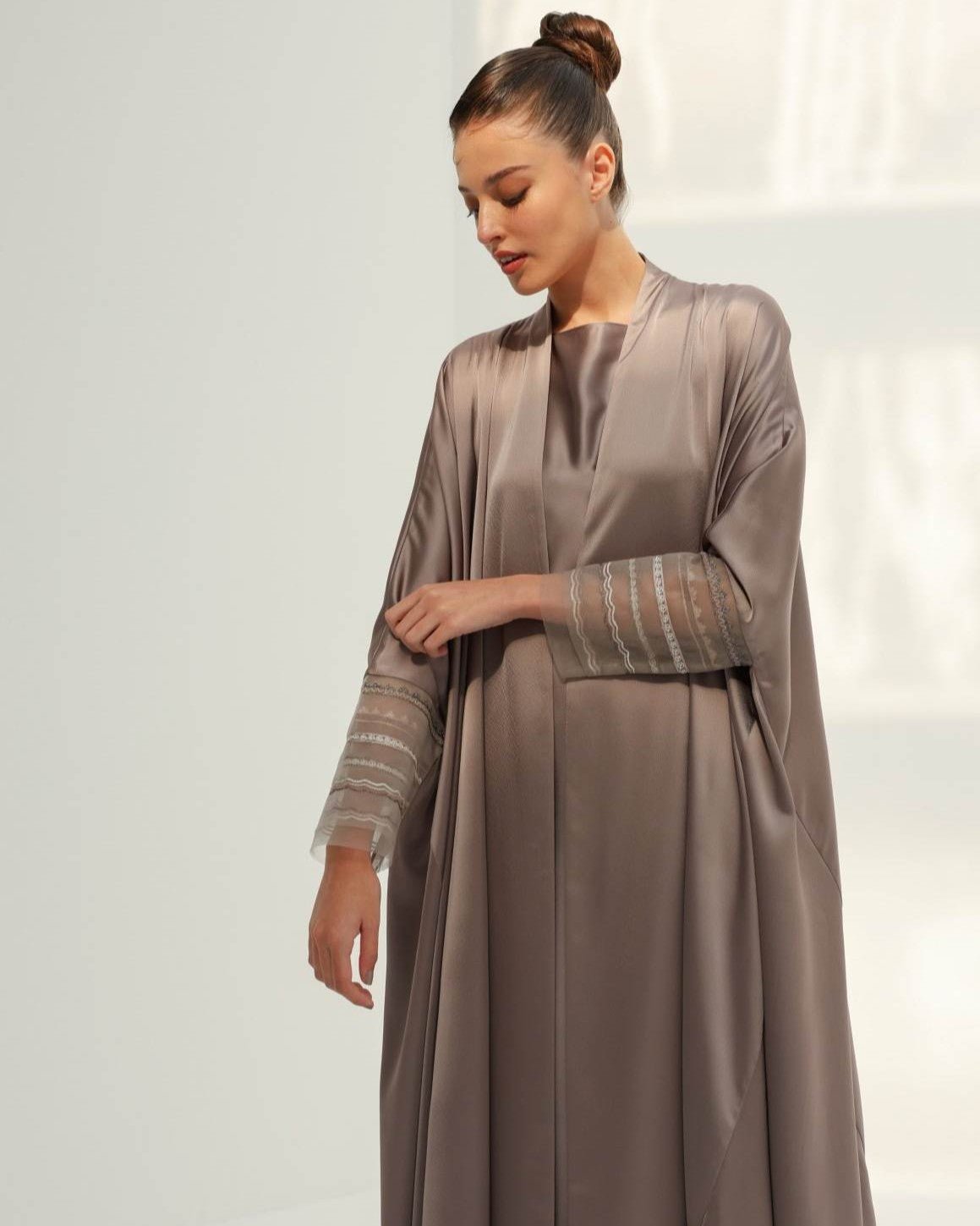 G218-M - Gray Silk Abaya Set - GUL - MIRA Y MANO