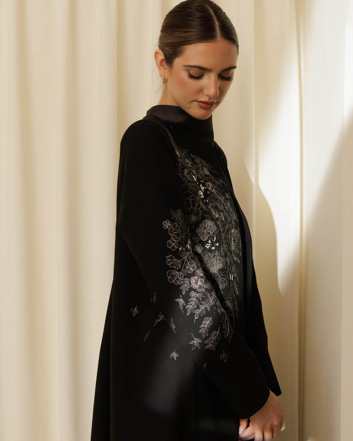 G250 ABAYA - GUL - MIRA Y MANO