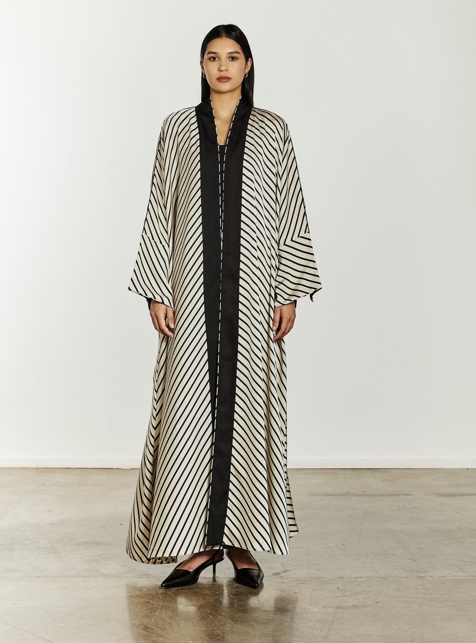 TWILL FORM ABAYA - HAMADIS - MIRA Y MANO