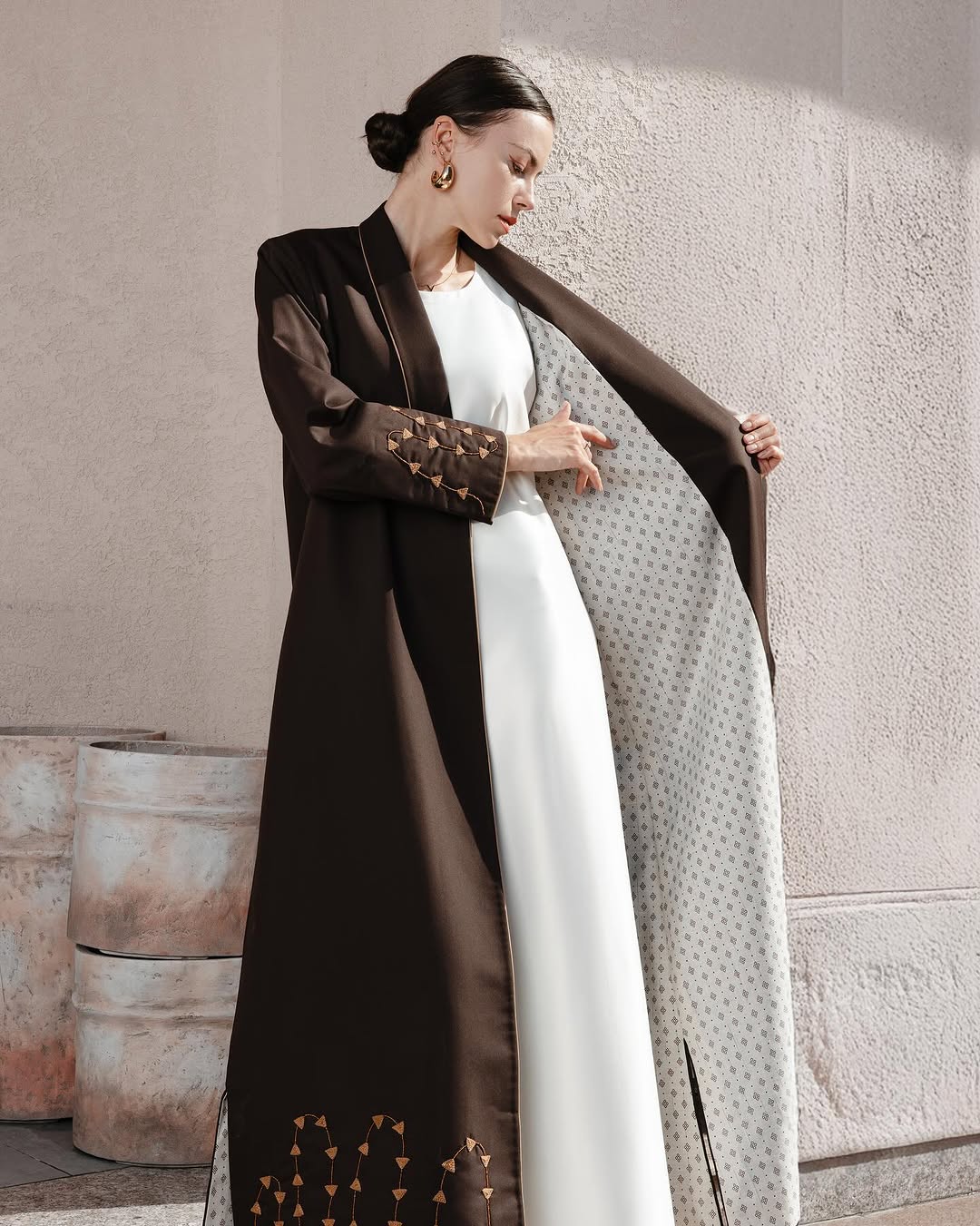 HON095 - BR ABAYA - HOUSE OF N - MIRA Y MANO
