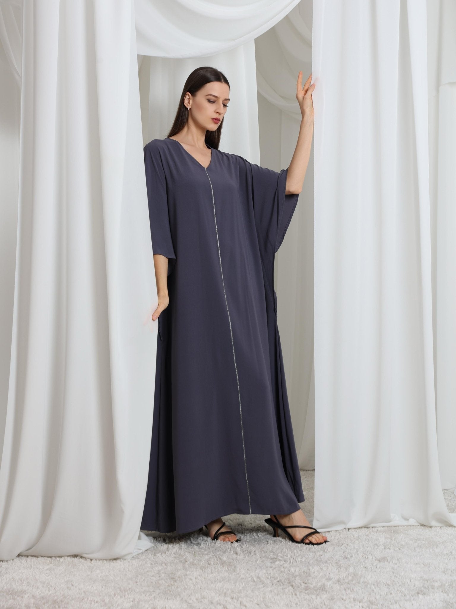 R25 - ITQ - 132522 KAFTAN - ITQANI - MIRA Y MANO
