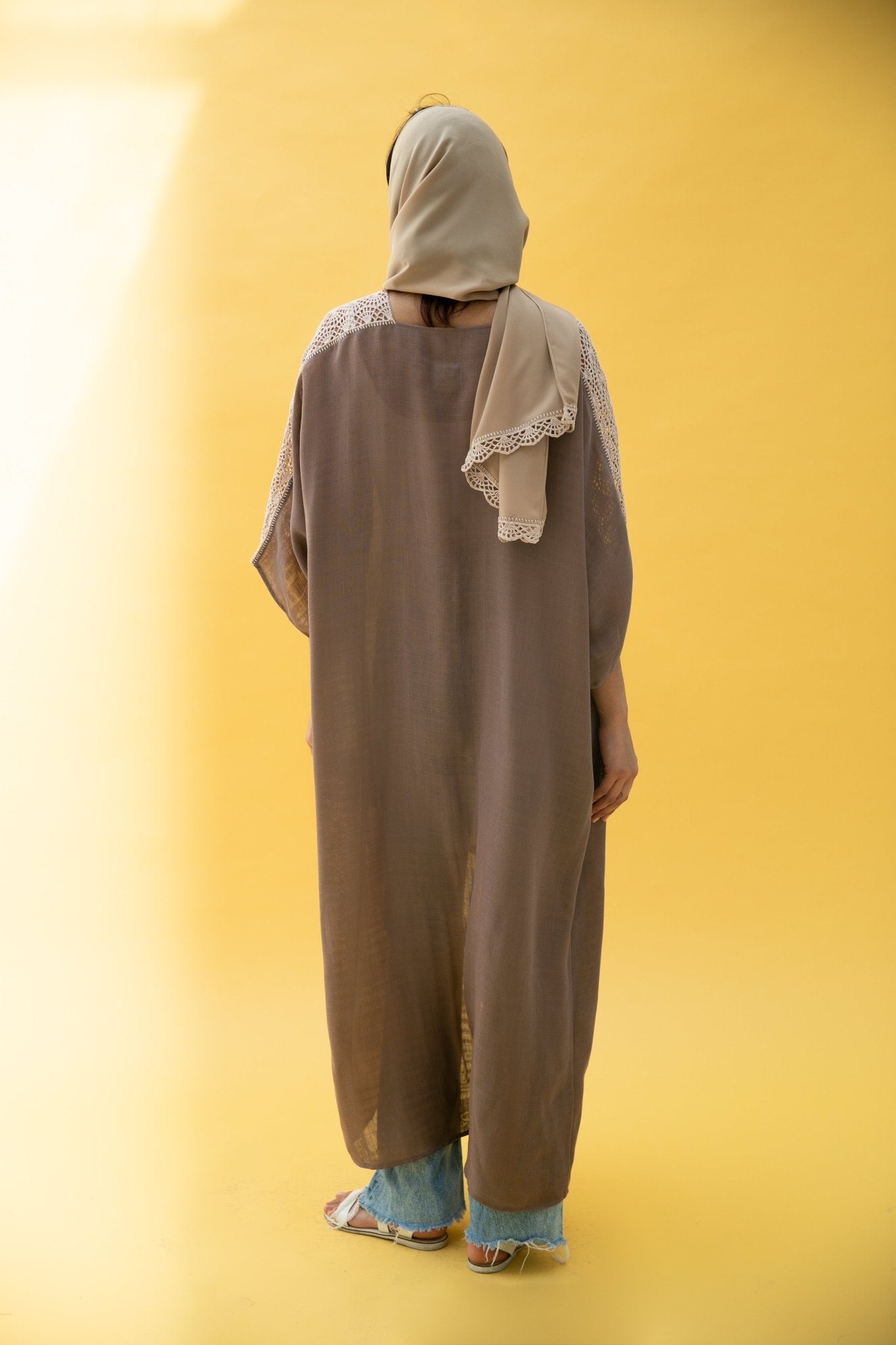 A - CRO1 - BR ABAYA - JAMELOO - MIRA Y MANO