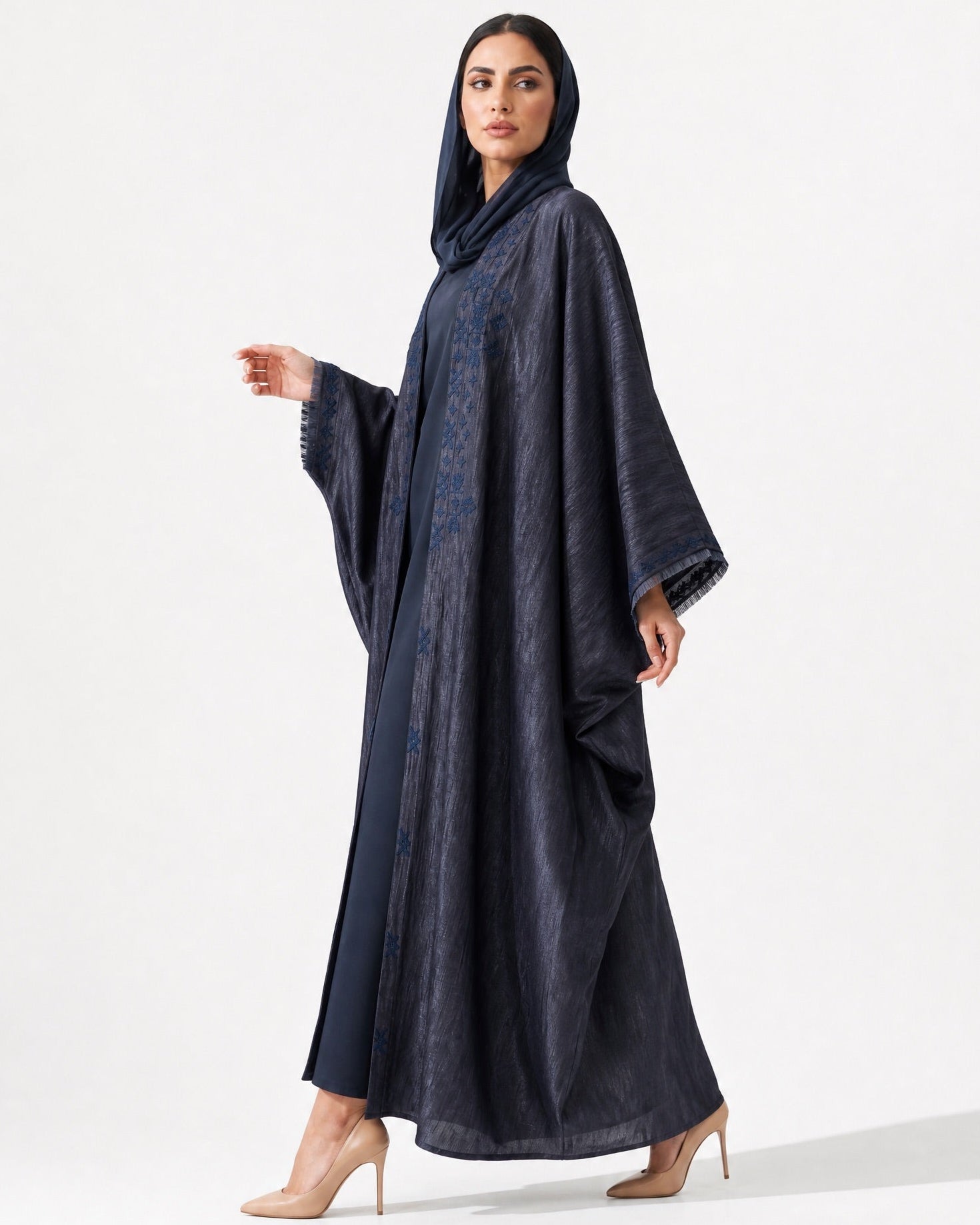 M0878 – Midnight Blue Silk Abaya - KERTA COLLECTION - MIRA Y MANO