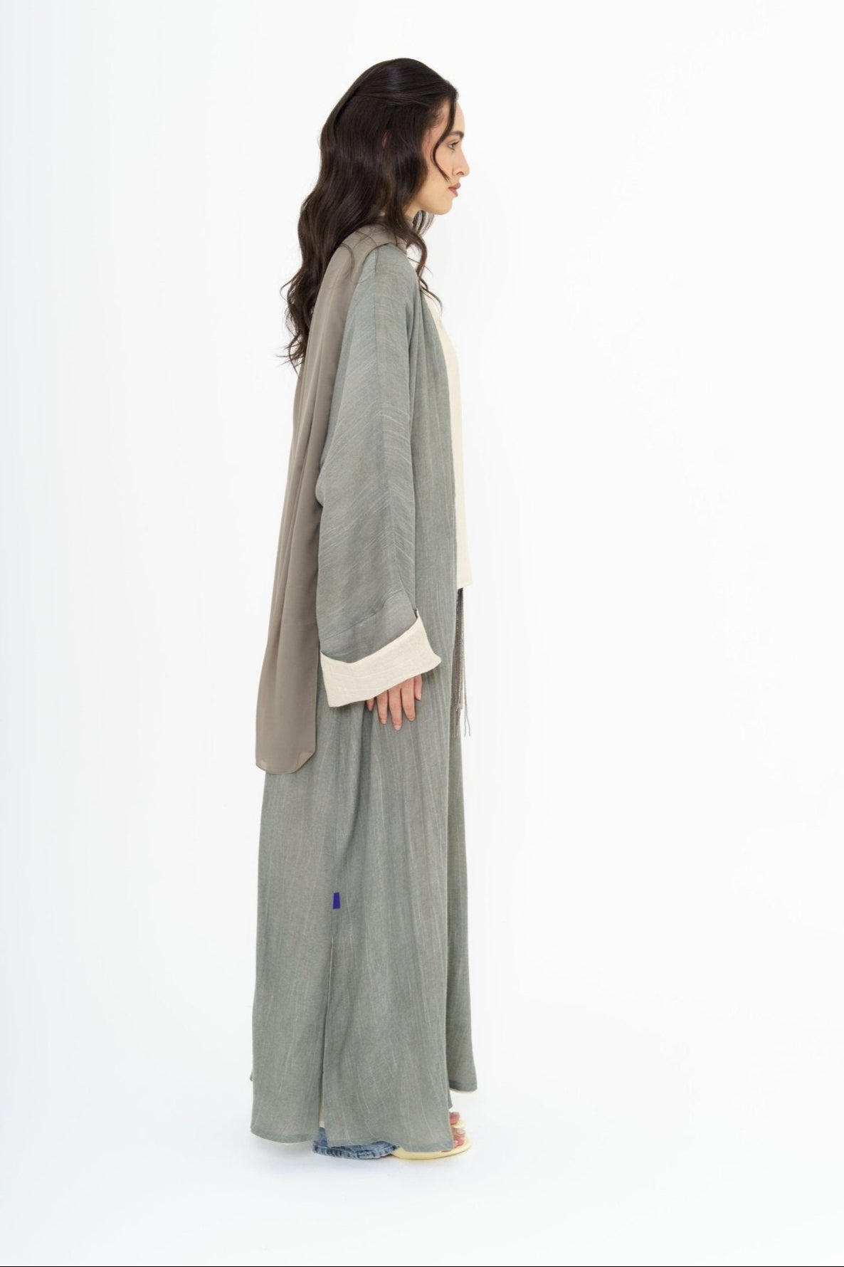ESI - 01 ELLIE STEEL IVORY ABAYA - KHAM - MIRA Y MANO