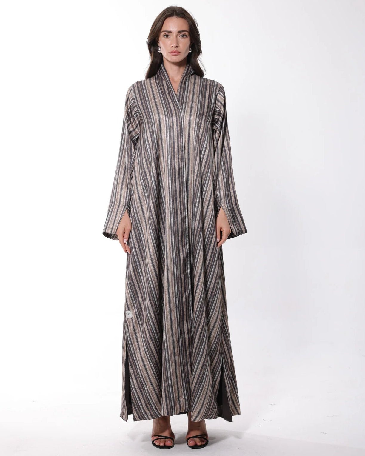 SILK SANDS ABAYA - LA SOIIE - MIRA Y MANO