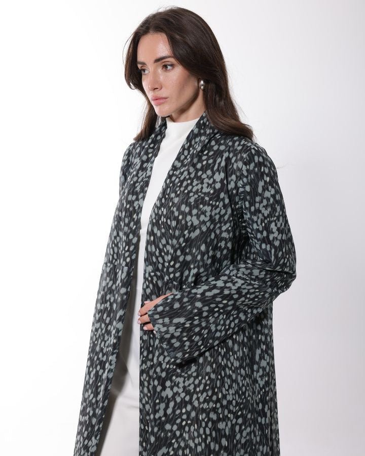 TIFFANY WAVES ABAYA - LA SOIIE - MIRA Y MANO