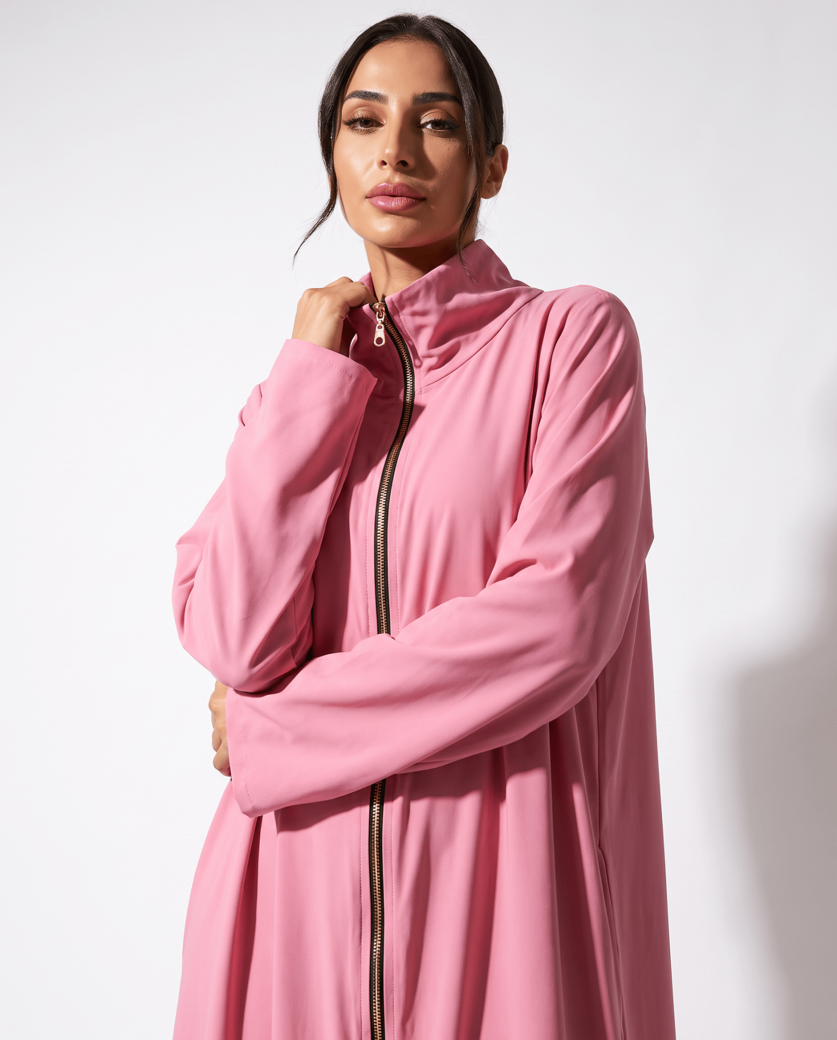 LA01196-PI – Pink Silk Cotton Abaya - LAILA AL AWADHI - MIRA Y MANO