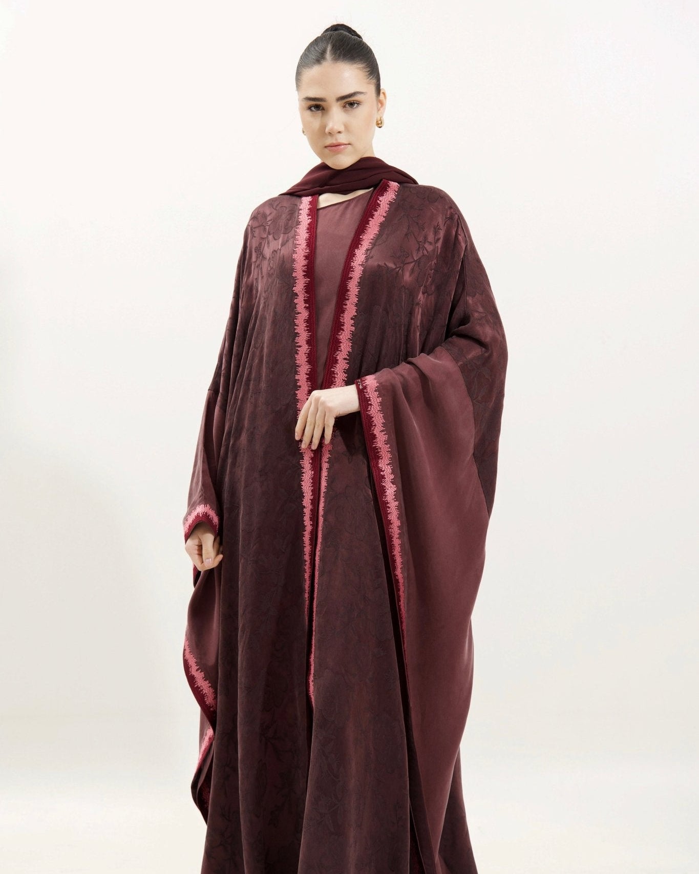 LE014 - MR ABAYA SET - LEGACY - MIRA Y MANO