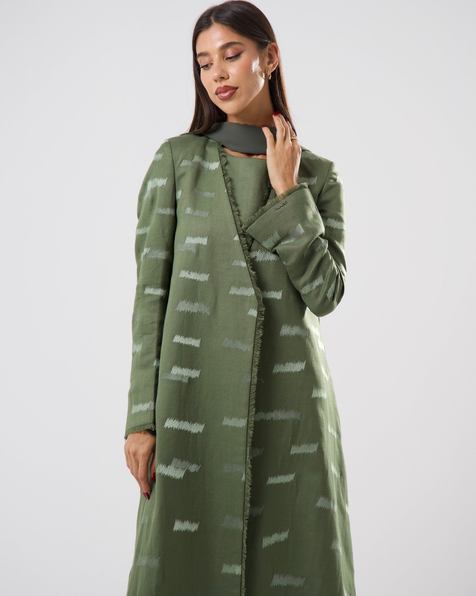 LE015 - LG ABAYA SET - LEGACY - MIRA Y MANO