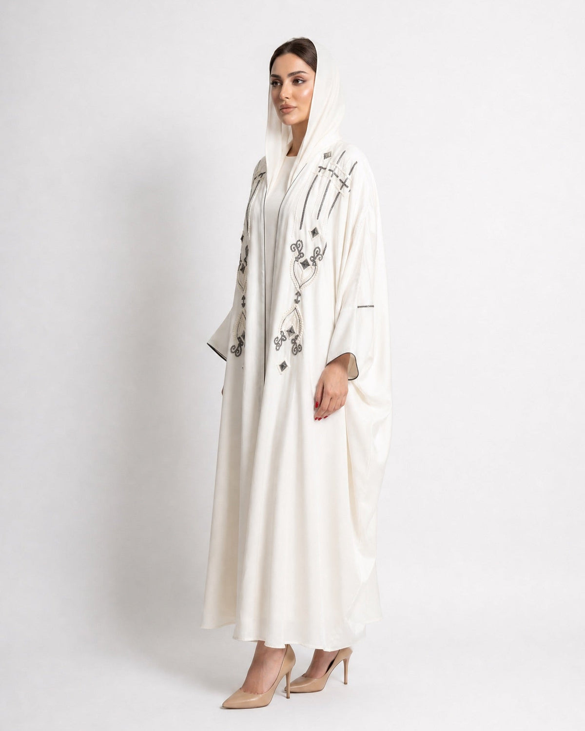 11110108 – White Washed Silk Abaya - LULU LINE - MIRA Y MANO