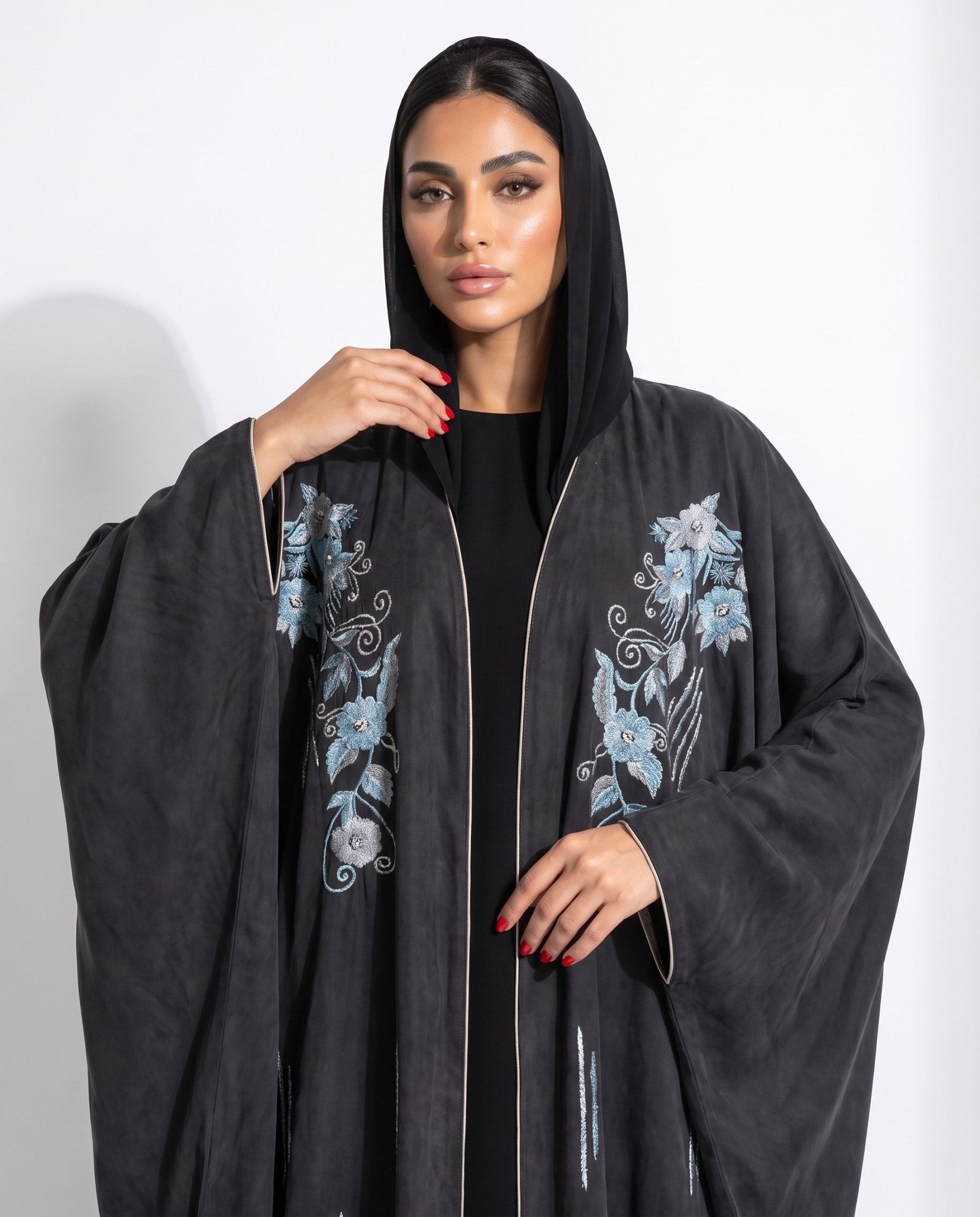 11110109 – Black Washed Silk Abaya - LULU LINE - MIRA Y MANO