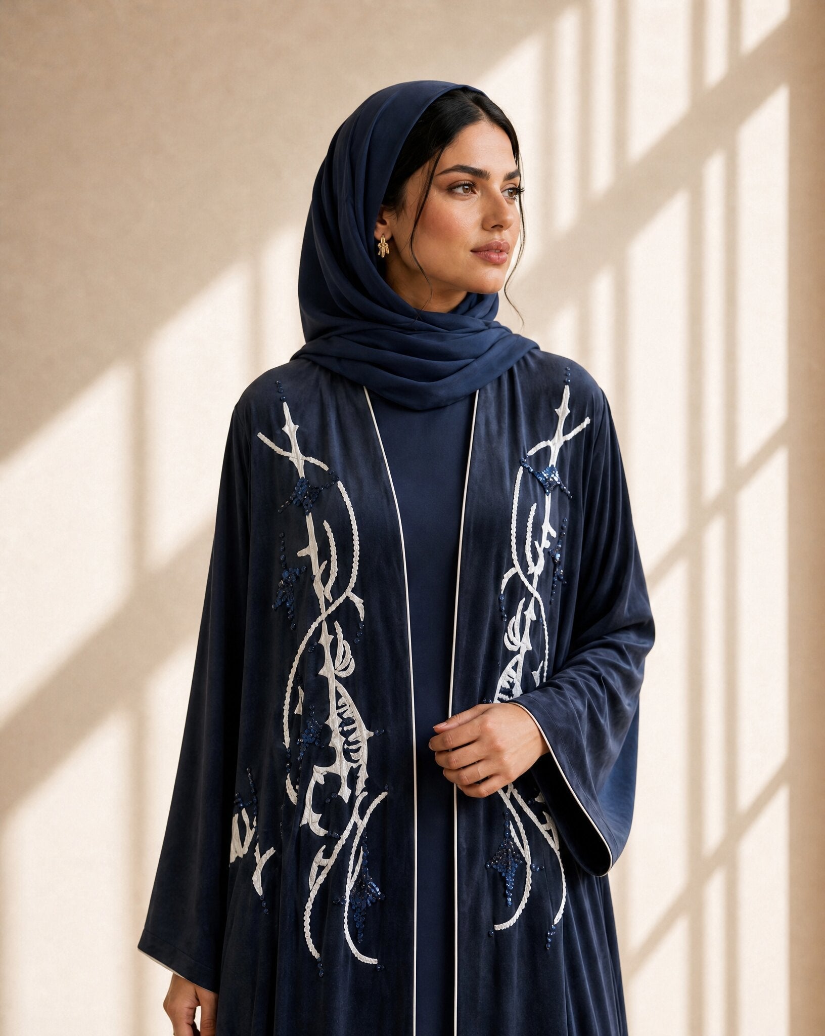 1111057 ABAYA - LULU LINE - MIRA Y MANO