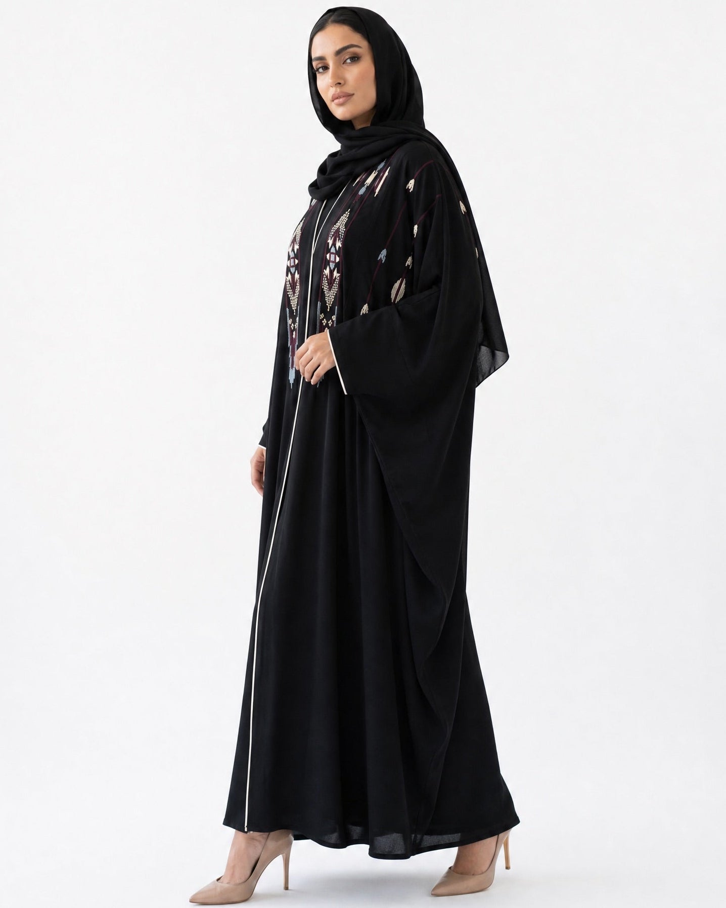 1111075 – Black Crepe Abaya - LULU LINE - MIRA Y MANO