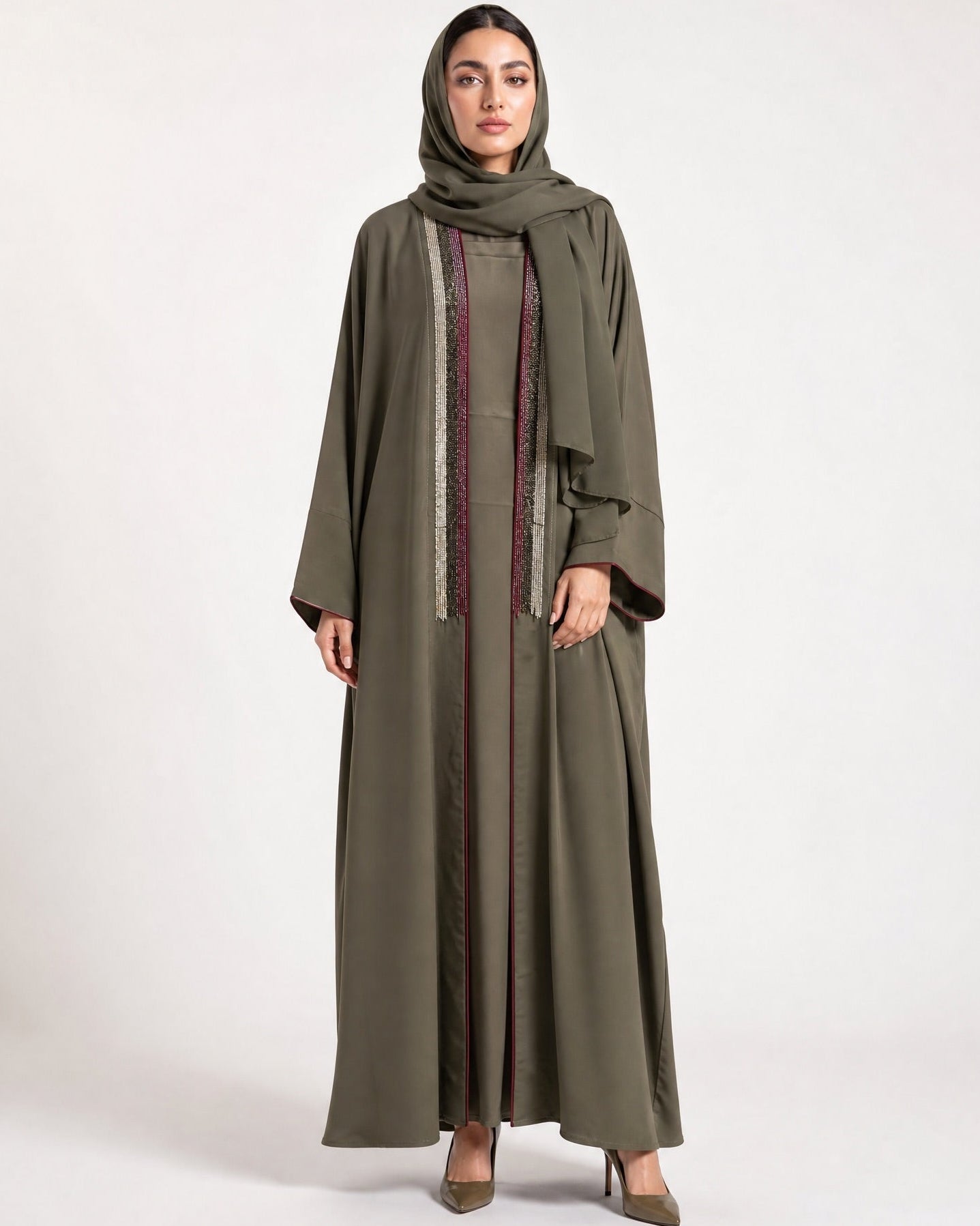 1111076 – Olive Crepe Abaya - LULU LINE - MIRA Y MANO