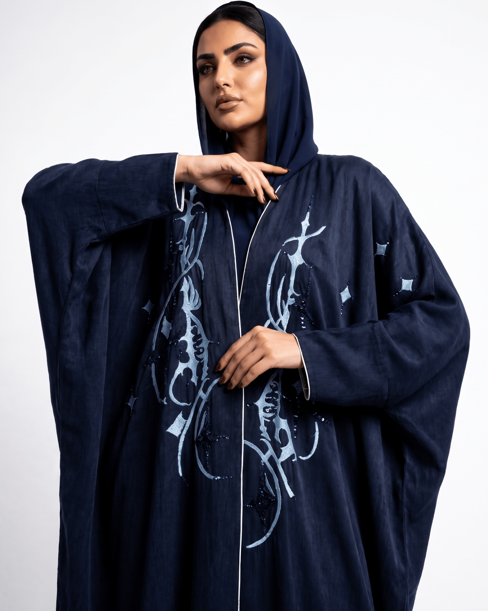 1111086 – Navy Washed Silk Abaya - LULU LINE - MIRA Y MANO