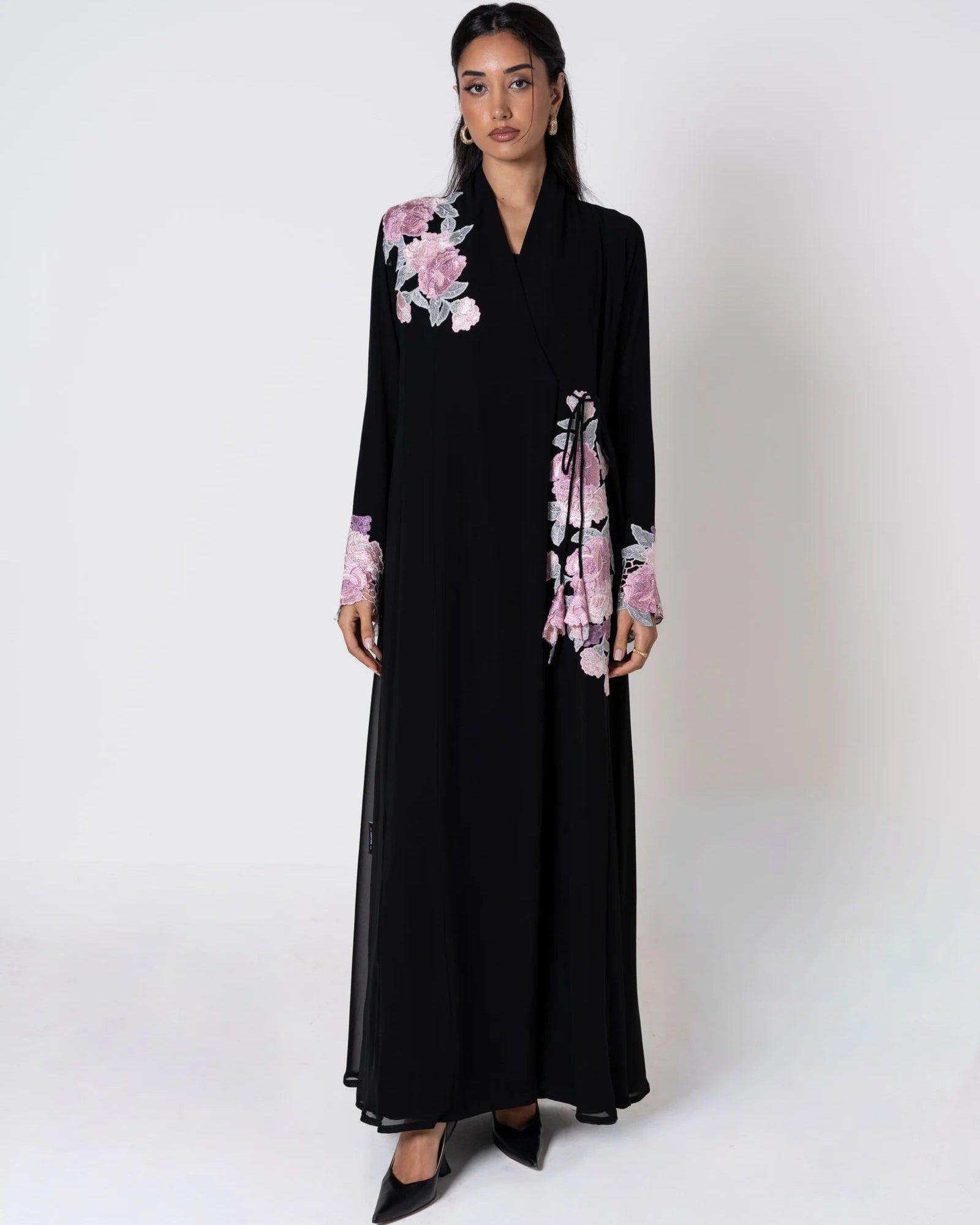 LNO531 ABAYA - LUNA COUTURE - MIRA Y MANO