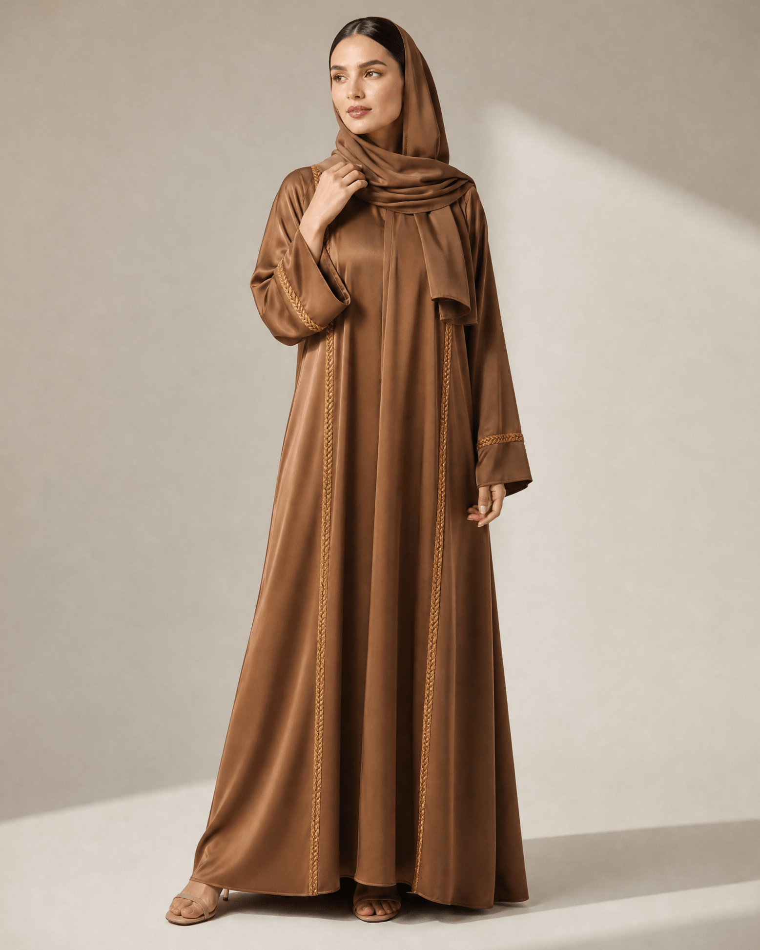 AMBER-BR ABAYA - LUNA LINE - MIRA Y MANO