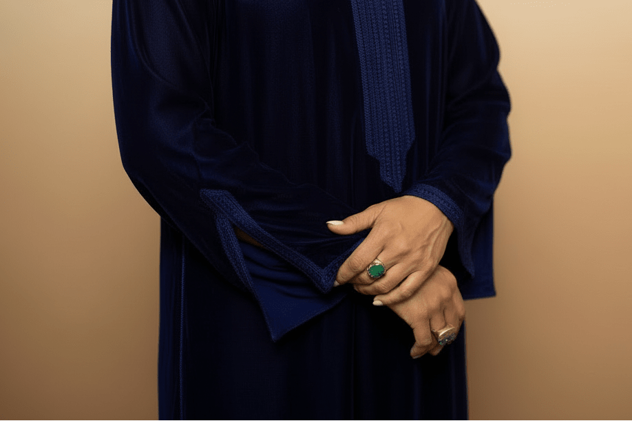 SANAA NAVY KAFTAN - MAISON ARABELLE - MIRA Y MANO