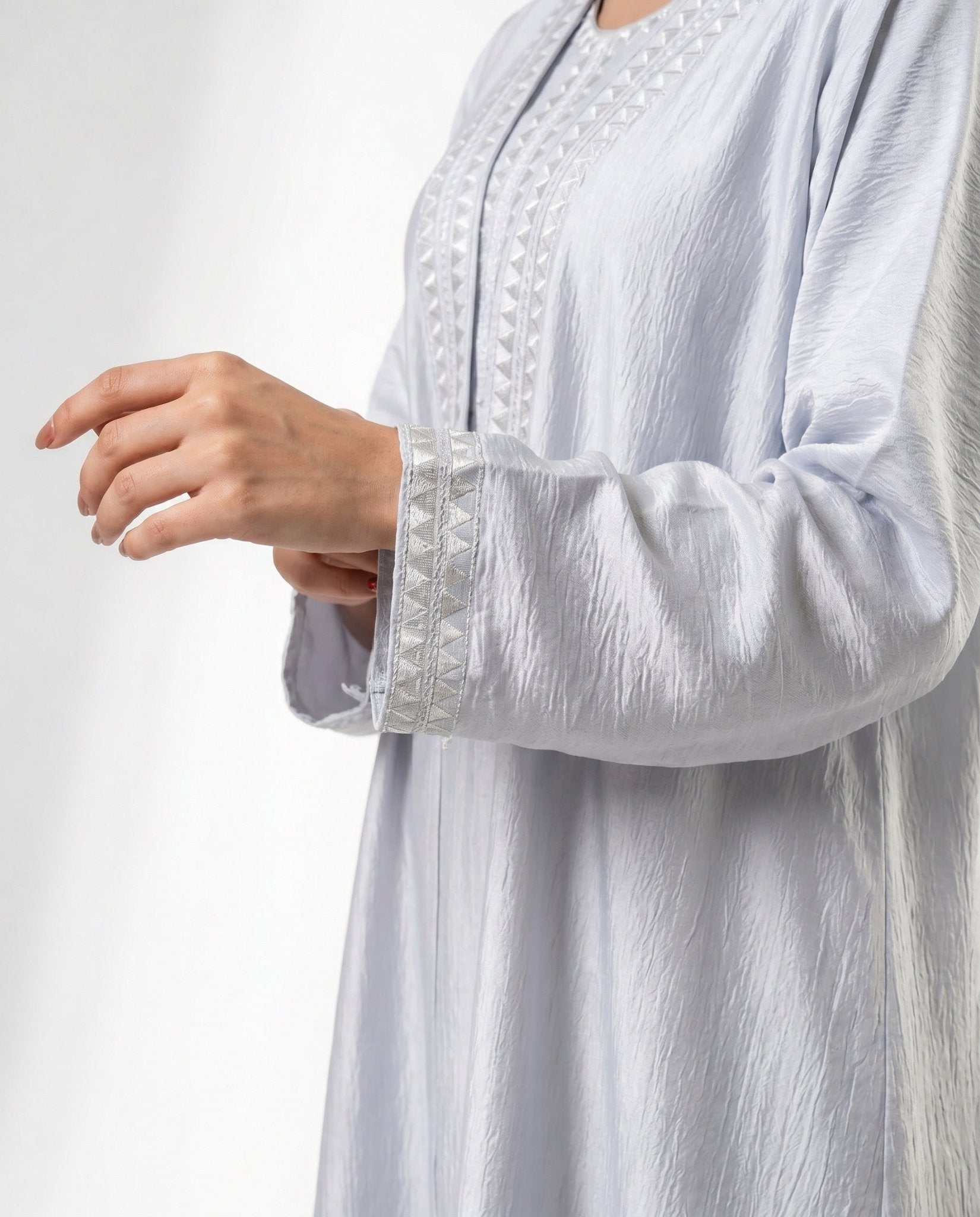SS26 A OC33 ABAYA SET - MAISOON - MIRA Y MANO