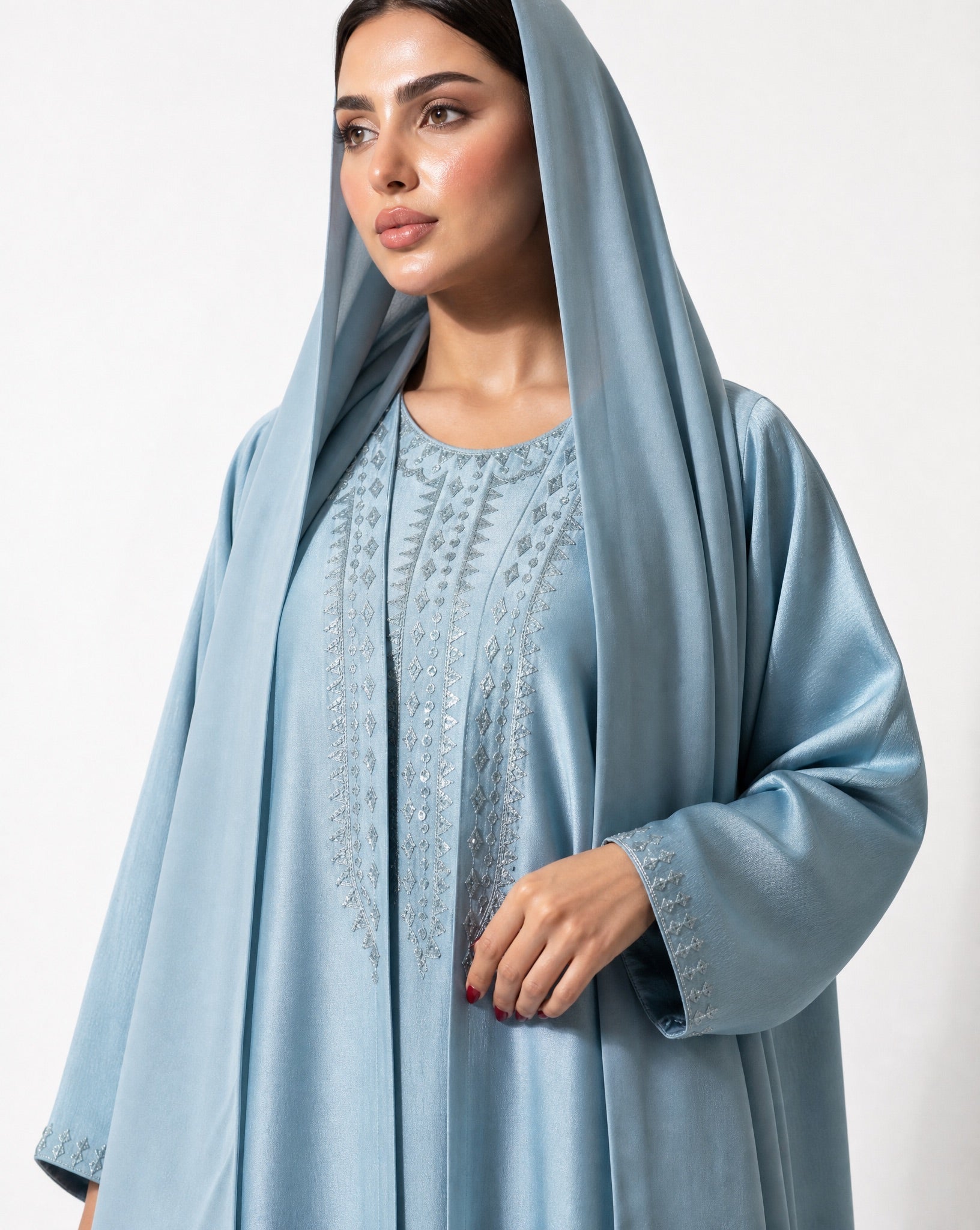 SS26 A OC7 ABAYA SET - MAISOON - MIRA Y MANO