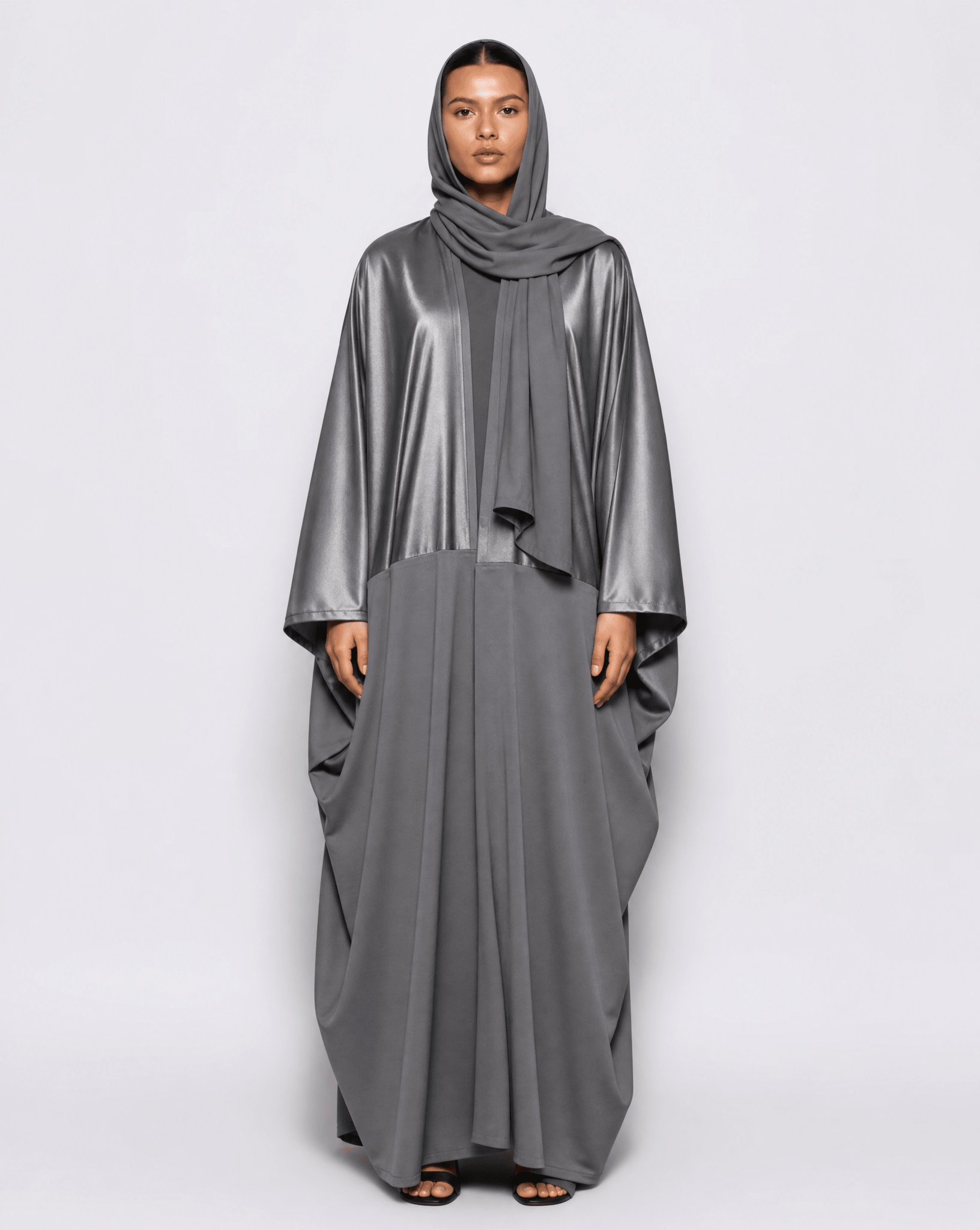 AURA - GY ABAYA - MODISH - MIRA Y MANO