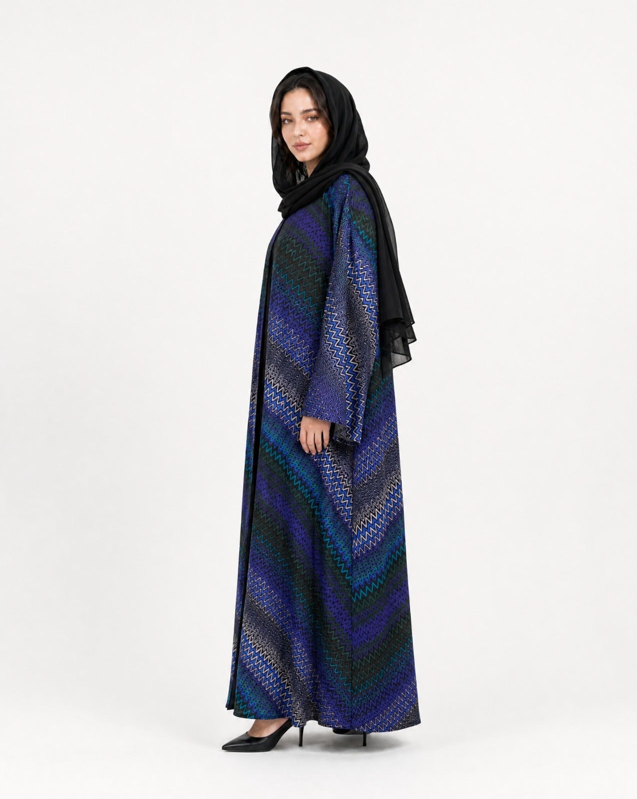 Z PATTERN-A ABAYA - MODISH - MIRA Y MANO