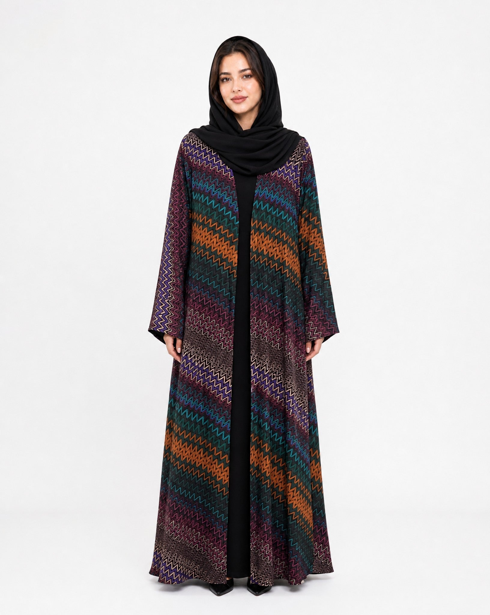 Z PATTERN-C ABAYA - MODISH - MIRA Y MANO