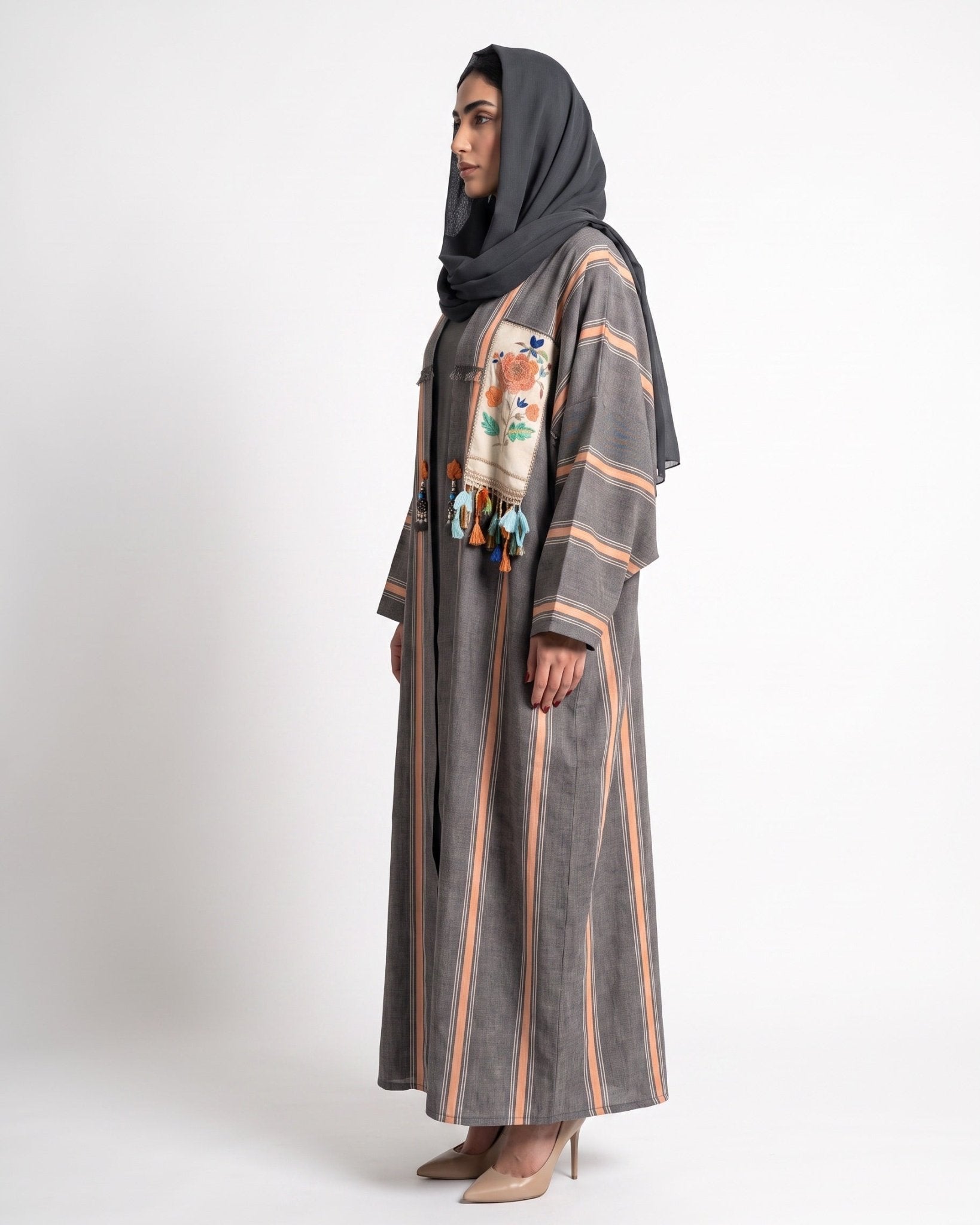 ATQPTKFT-GY-SL ABAYA - MOJA MAJKA - MIRA Y MANO