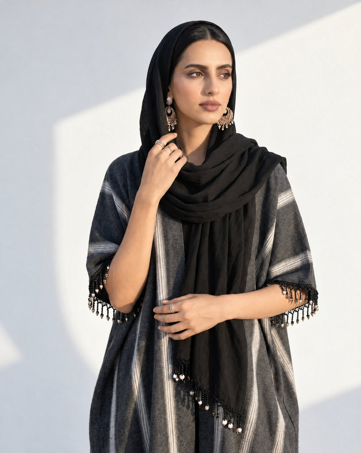 TULMBSWL-DM ABAYA - MOJA MAJKA - MIRA Y MANO