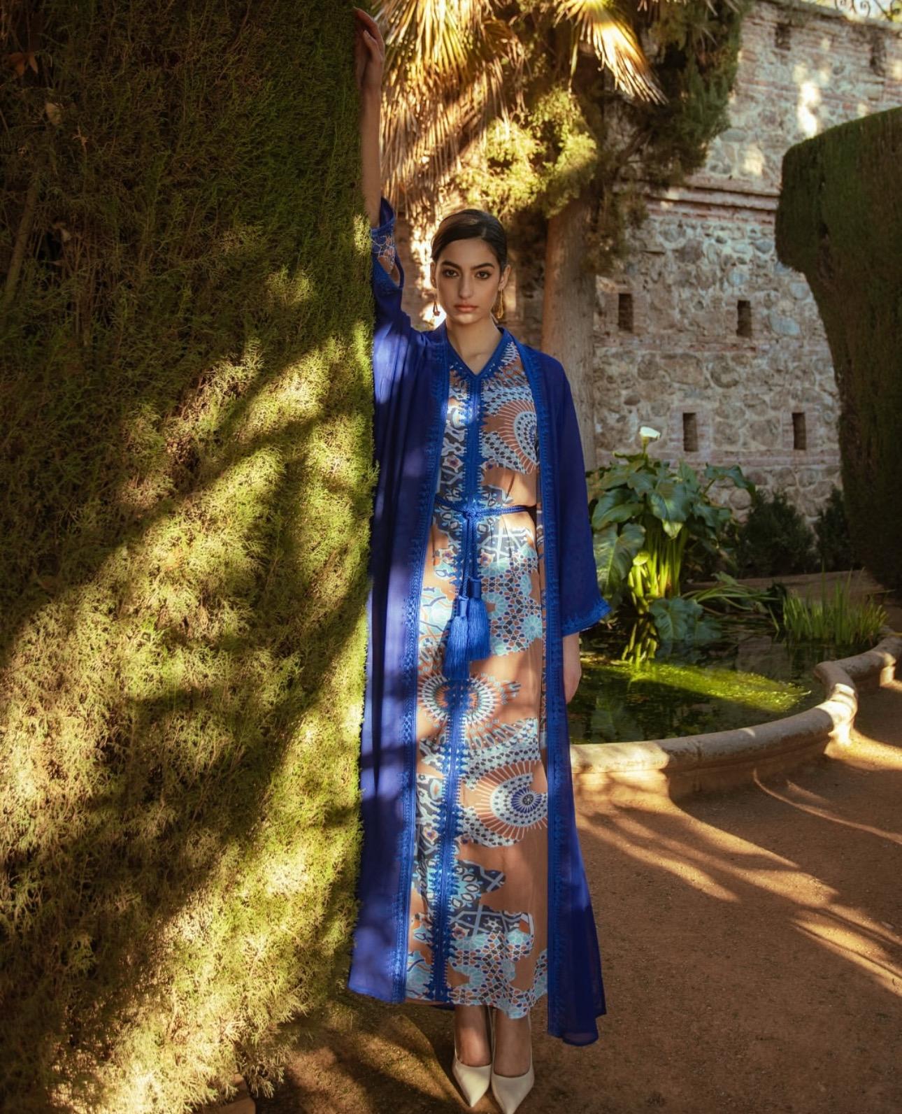 RMDCB2504 - BL ABAYA SET - MOONLIGHT CONCEPT - MIRA Y MANO