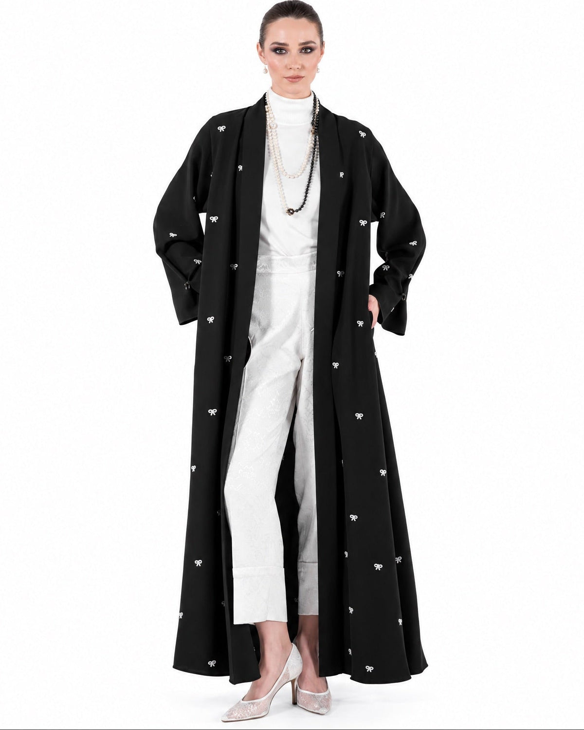 SM2641-Black Crepe Abaya - MOONLIGHT CONCEPT - MIRA Y MANO
