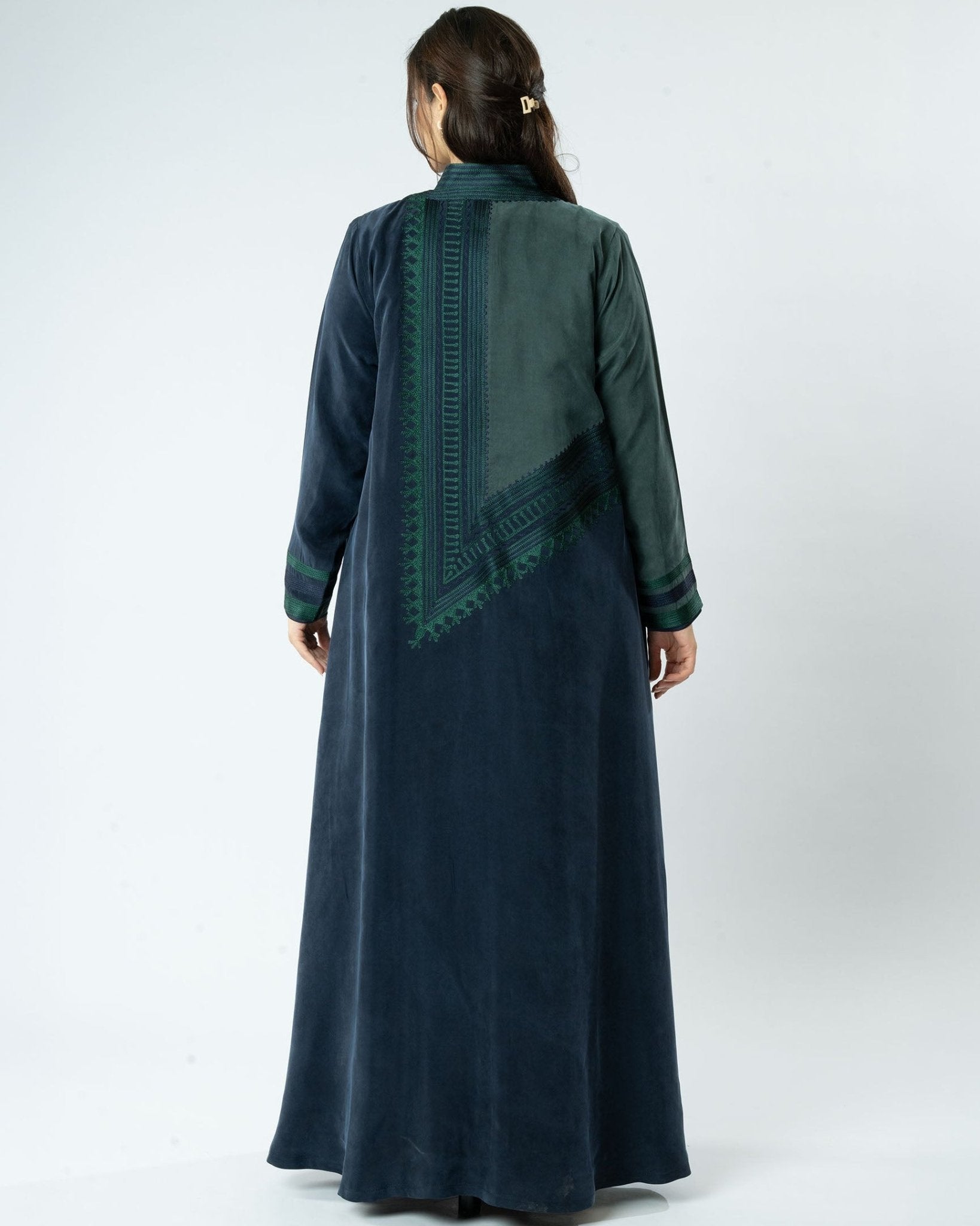 MRAAS2608 ABAYA - MRAISHA - MIRA Y MANO