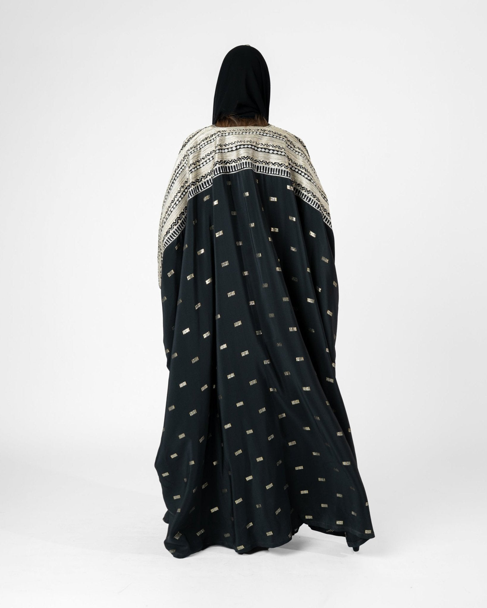 MRAAS2640 - Black Silk Abaya - MRAISHA - MIRA Y MANO