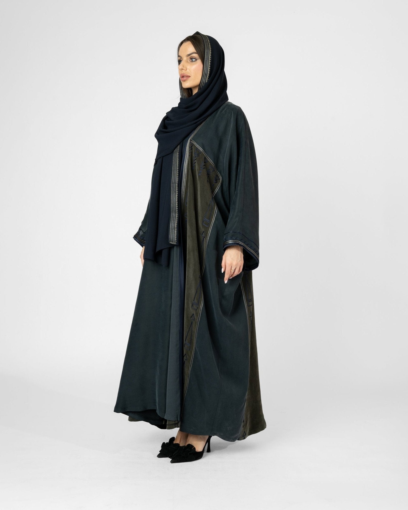 MRAAS2642 - Dark Olive Green Washed Silk Abaya Set - MRAISHA - MIRA Y MANO