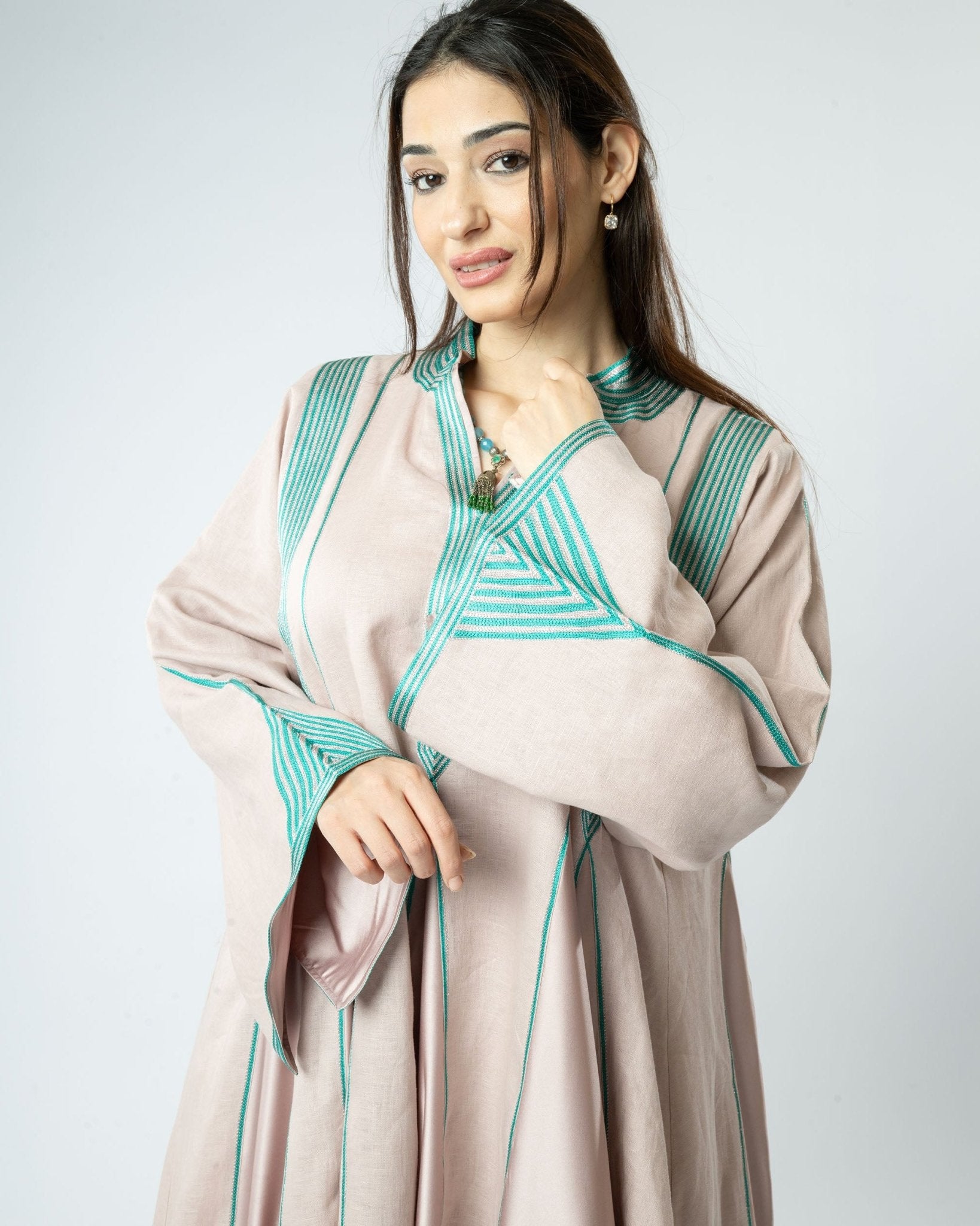 MRADS2610 JALABIAH - MRAISHA - MIRA Y MANO