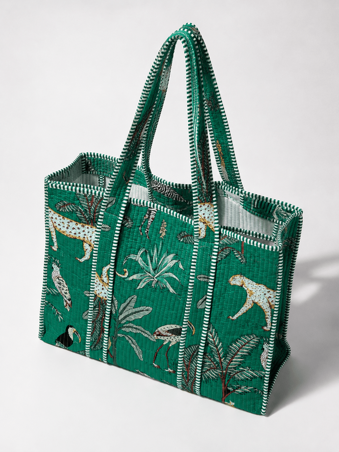 MBG-02 BAG - MULAKAAT - MIRA Y MANO