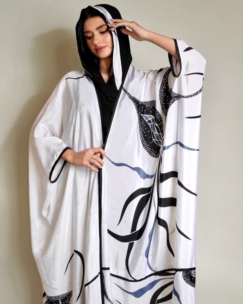 PETAL WHITE ABAYA - NAKHLAH - MIRA Y MANO