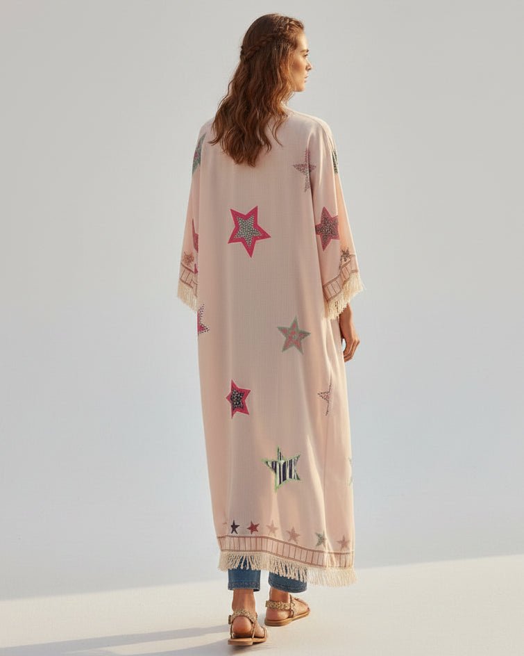 NF - K25 - TARA ABAYA - NOUF FETAIHI - MIRA Y MANO
