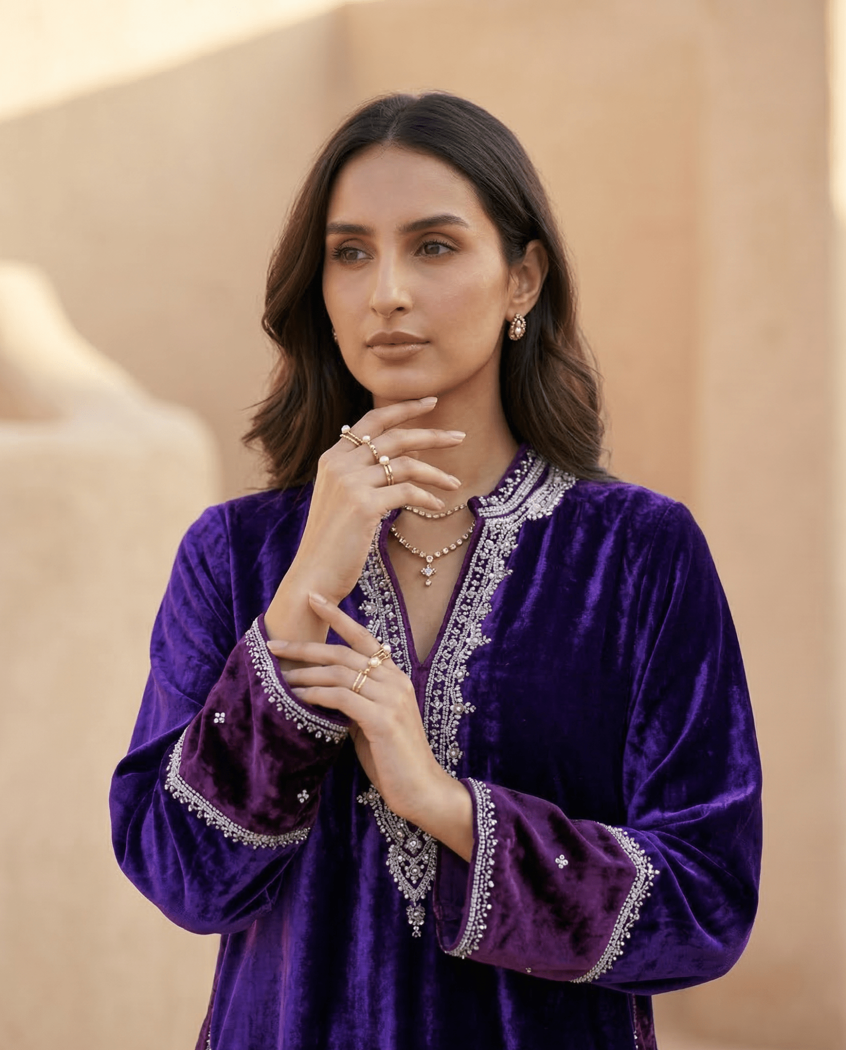 OP044 JALABIAH - OPAL - MIRA Y MANO