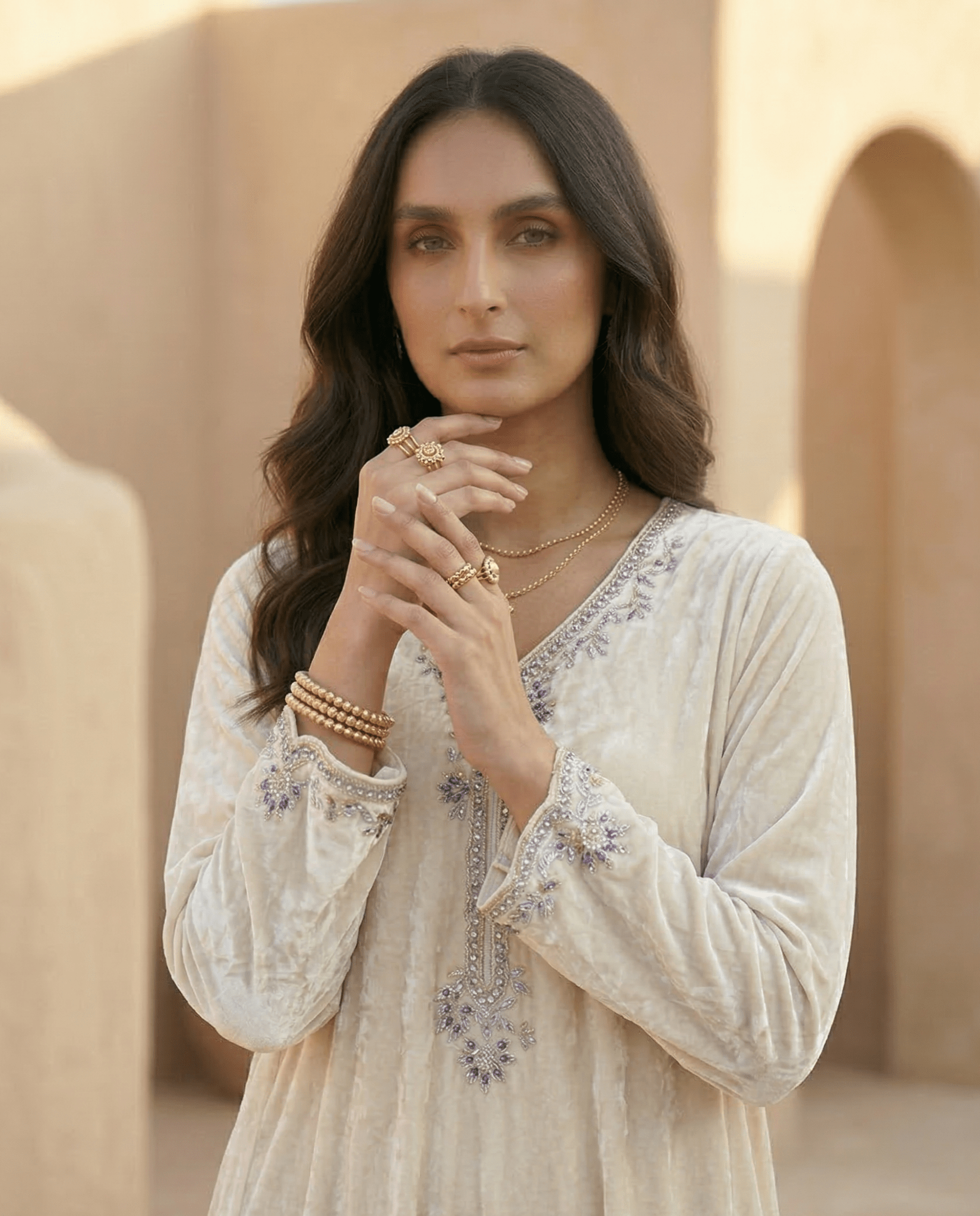 OP060 JALABIAH - OPAL - MIRA Y MANO