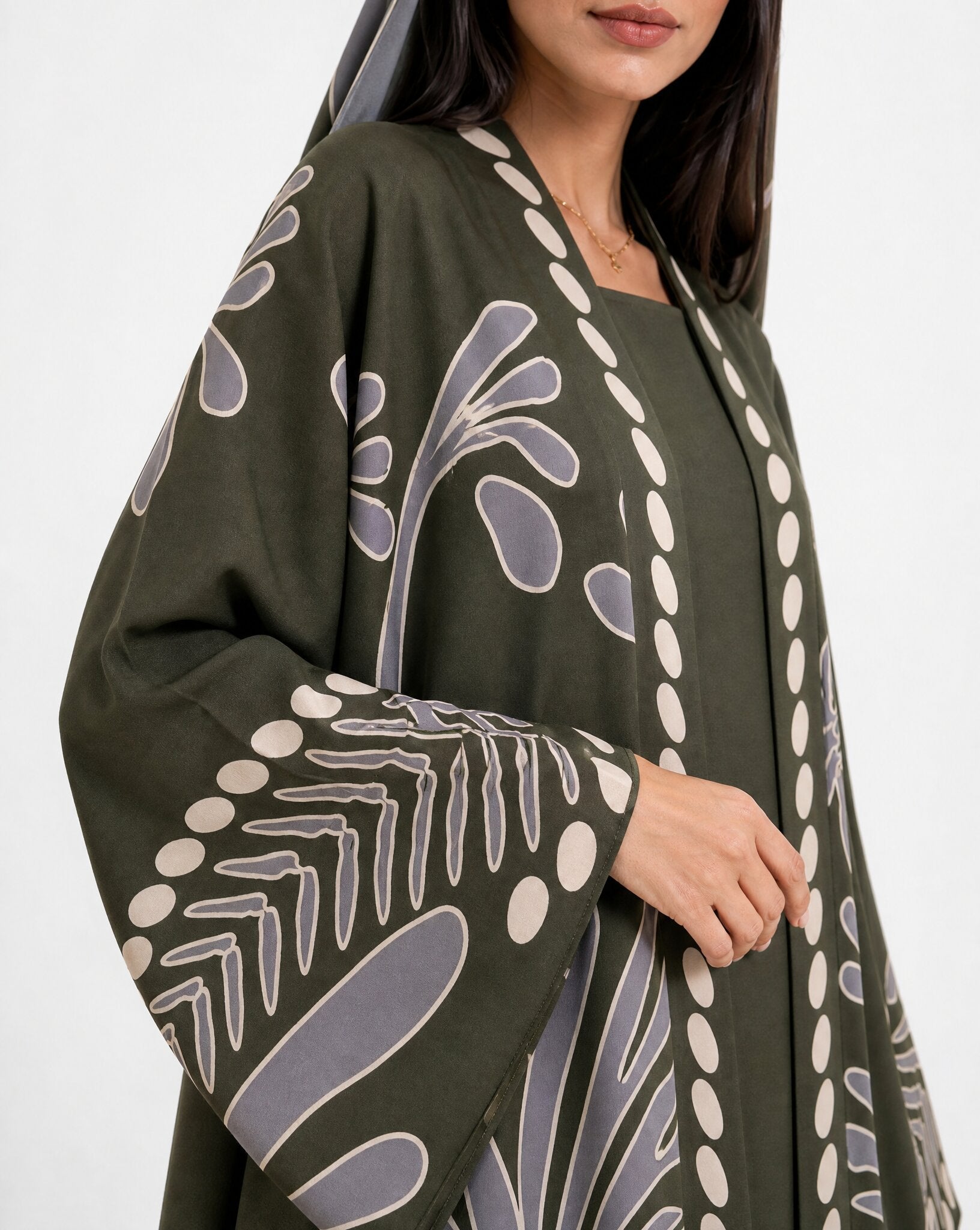 BOTANIKA-DOG – Dark Olive Green Crepe Abaya - ORANGE BLOSSOM - MIRA Y MANO