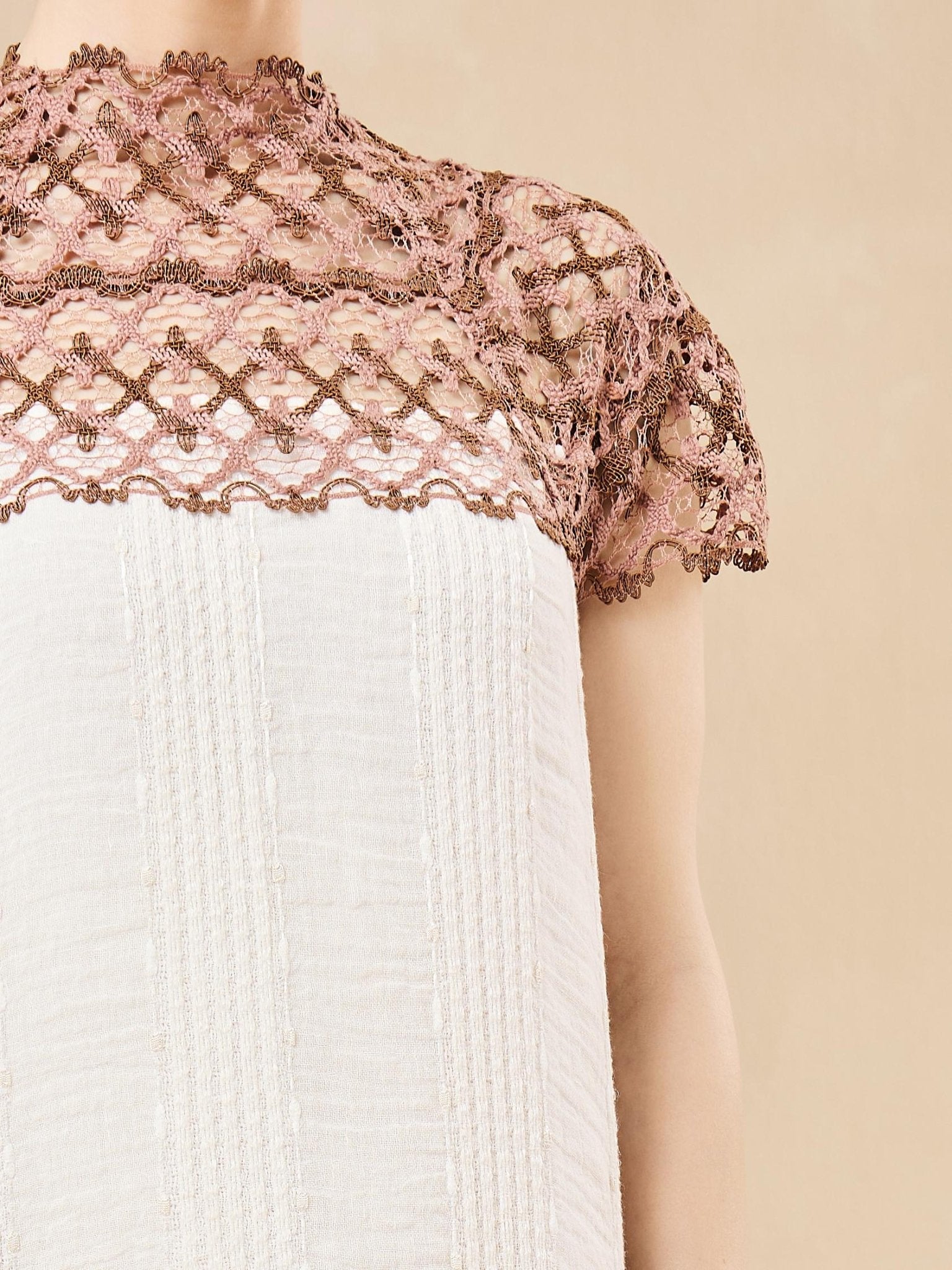 205 - 113 - IV DRESS - PEARL COLLECTION - MIRA Y MANO