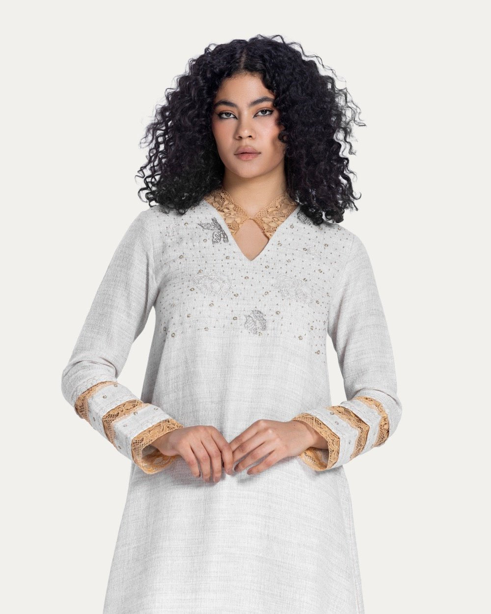 205154 - IV DRESS - PEARL COLLECTION - MIRA Y MANO